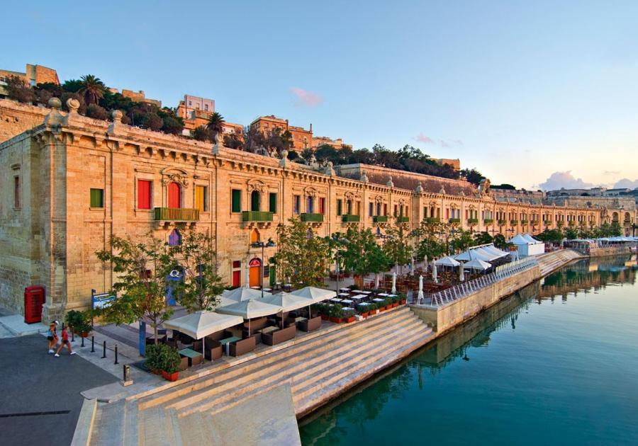 Spectacular Apartment Valletta And Harbour Views Слима Екстериор снимка