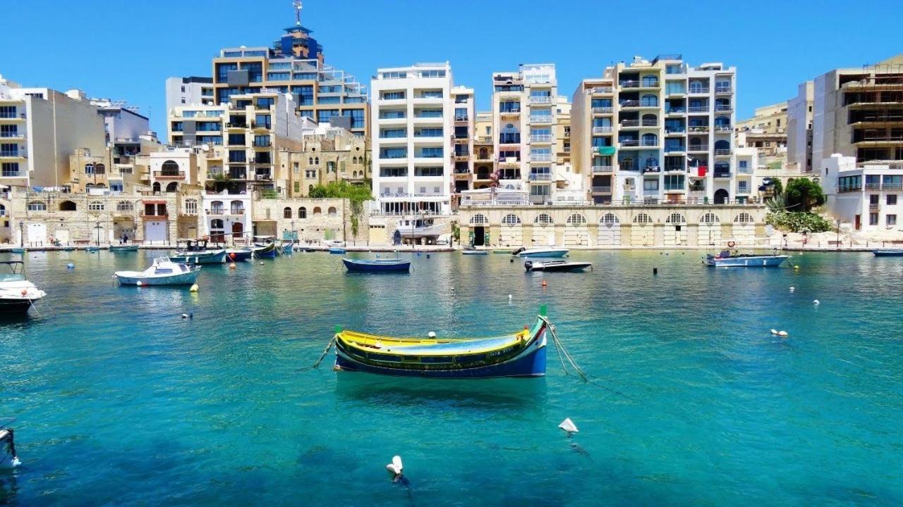 Spectacular Apartment Valletta And Harbour Views Слима Екстериор снимка