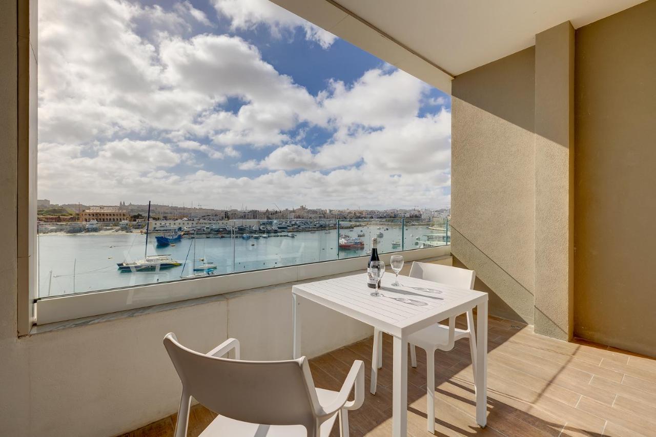 Spectacular Apartment Valletta And Harbour Views Слима Екстериор снимка
