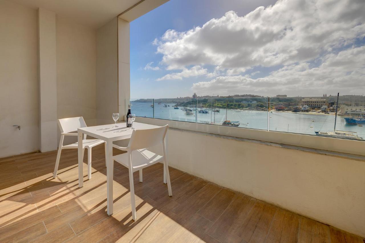Spectacular Apartment Valletta And Harbour Views Слима Екстериор снимка